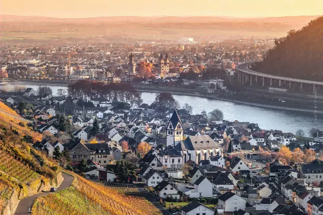 Koop en verkoop onroerend goed in het Rijn-Main gebied: Frankfurt, Wiesbaden, Mainz & Co.