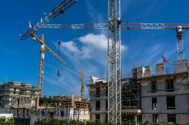 Prijsstijging, seniorenwoningen en vastgoedhausse – Immo News