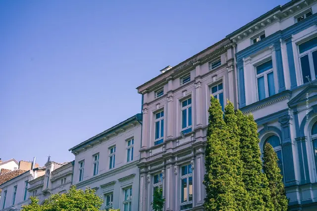 Flatgebouw verkopen in Wuppertal: huurwoning & eigendom