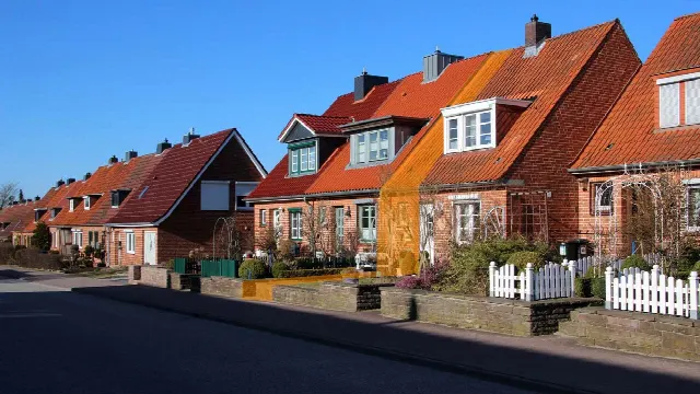 Gedeeltelijke verkoop van onroerend goed particulier: huis, flat en grond