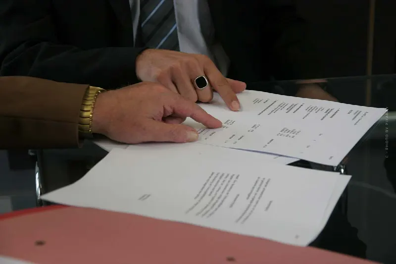 Makelaarscourtage voor particuliere aankopen: Nieuwe wet – verkoper betaalt 50%+ van de makelaarscourtage