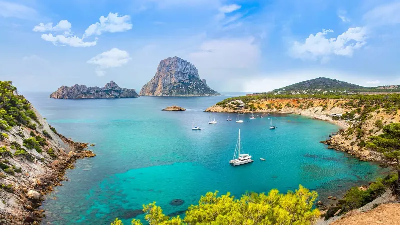 Wonen op Ibiza: Talamanca, Sant Josep & Jesús- exclusief eigendom op het luxe eiland