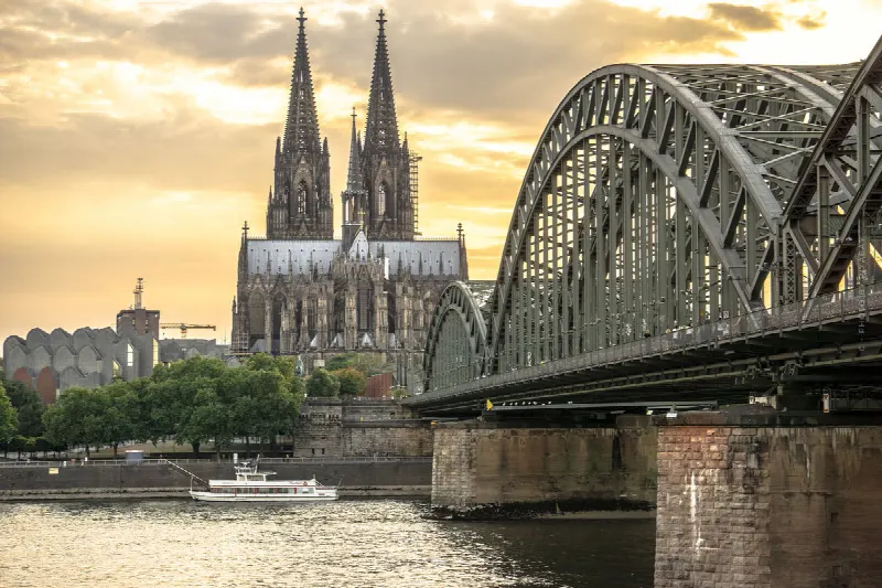 Wonen in Keulen: Luxe woningen in Südstadt, Marienburg en Hahnwald – Prijzen per vierkante meter & tips voor huizen, flats en grond