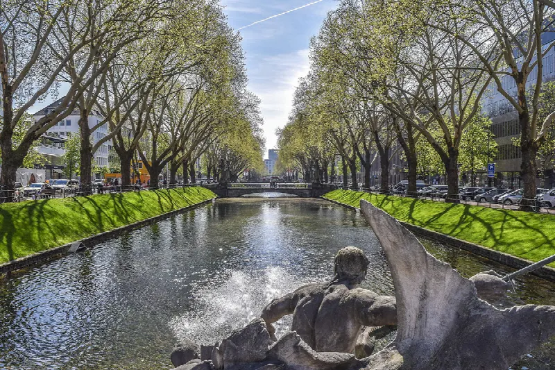Wonen in de Königsallee (Düsseldorf): Huis en Flat kopen & huren – Bezoek, vierkante meterprijs & Co.