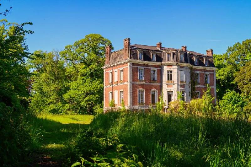 Wonen in Hahnwald (Keulen): villa, grondstuk & vrijstaand huis in welvarende omgeving – bezichtiging, prijzen per vierkante meter, tips en co.